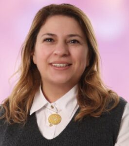 Frekans, varoluşun görünmeyen nabzıdır. Atomdan yıldızlara kadar her şey, kendi titreşiminde yaşar.